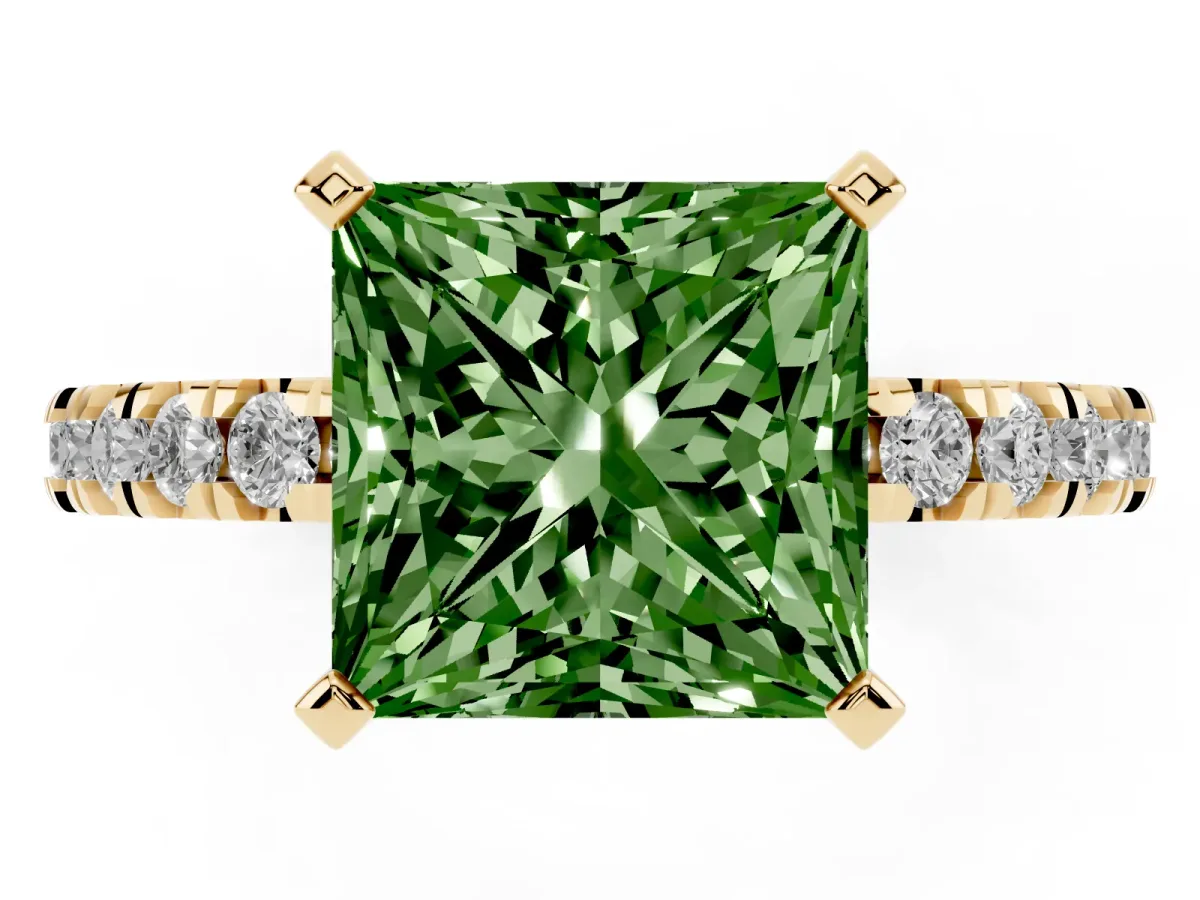Fancy Green Princess Cut Diamond Pavé Band Solitaire with Four-Prong Setting Yellow gold