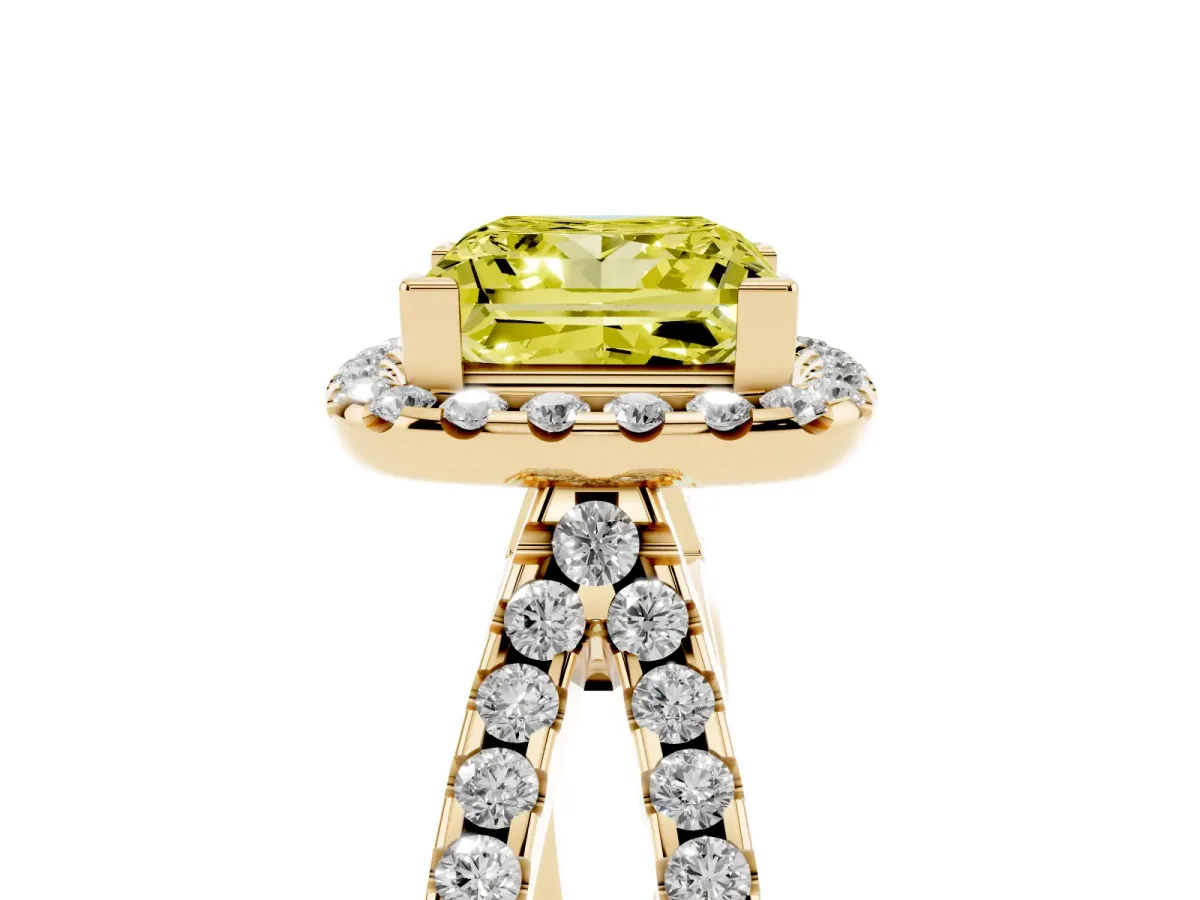Fancy Yellow Princess Cut Diamond Halo Ring with Split Shank Pavé Band and Prong Setting Yellow gold