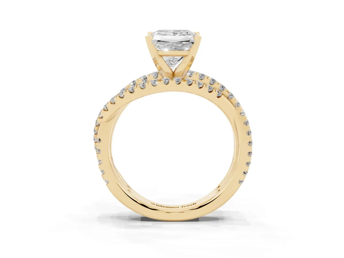Princess Cut Solitaire Twist Band with Pavé Setting and Four-Prong Setting Yellow gold
