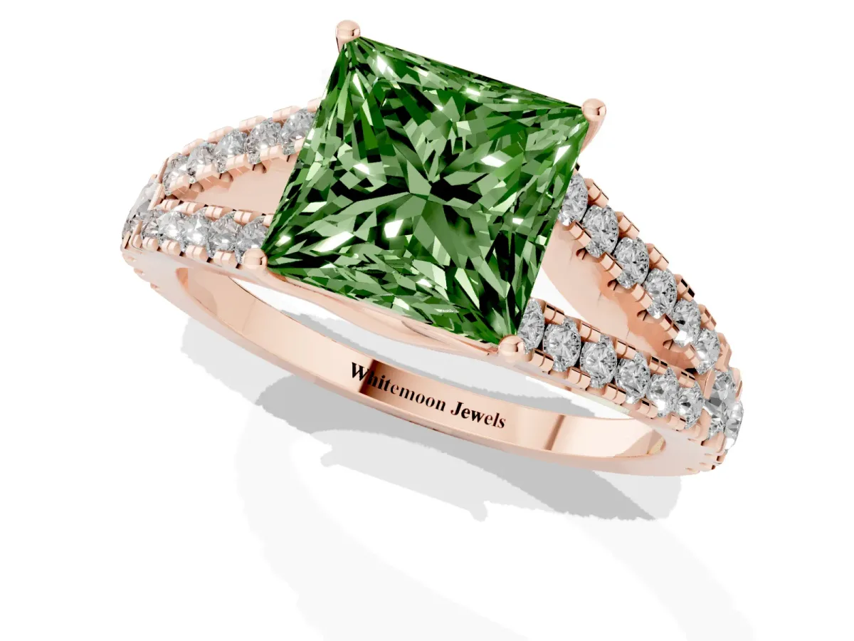 Fancy Green Princess Cut Diamond Split Shank Engagement Ring with Round Pavé and Prong Setting Rose gold