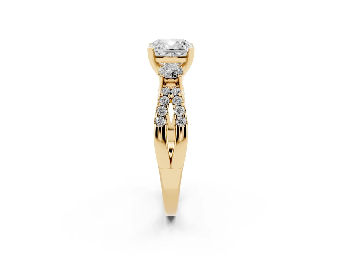 Cushion Cut Diamond Three-Stone Ring with Pavé Split Shank and Four-Prong Setting Yellow gold