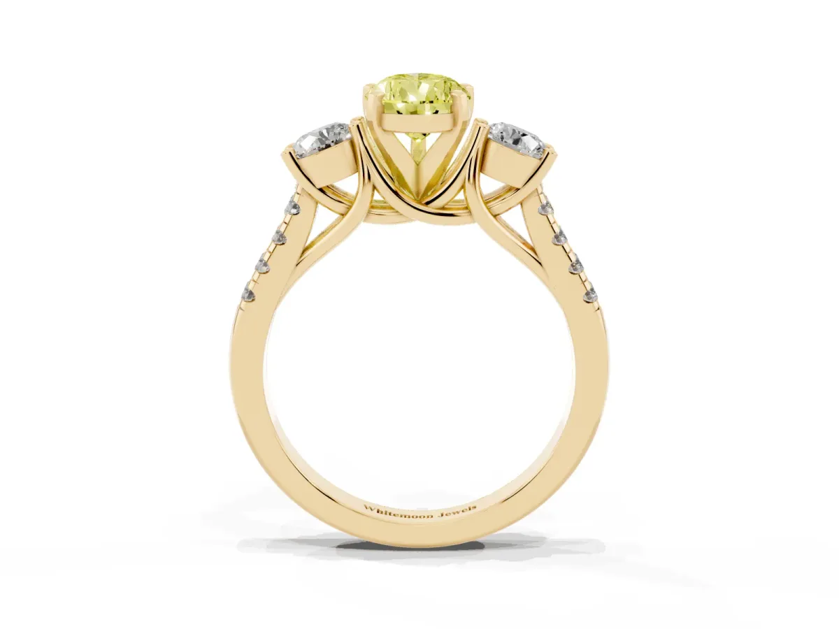 Fancy Yellow Three-Stone Pear Cut Diamond Pavé Band with Four-Prong Setting Yellow gold