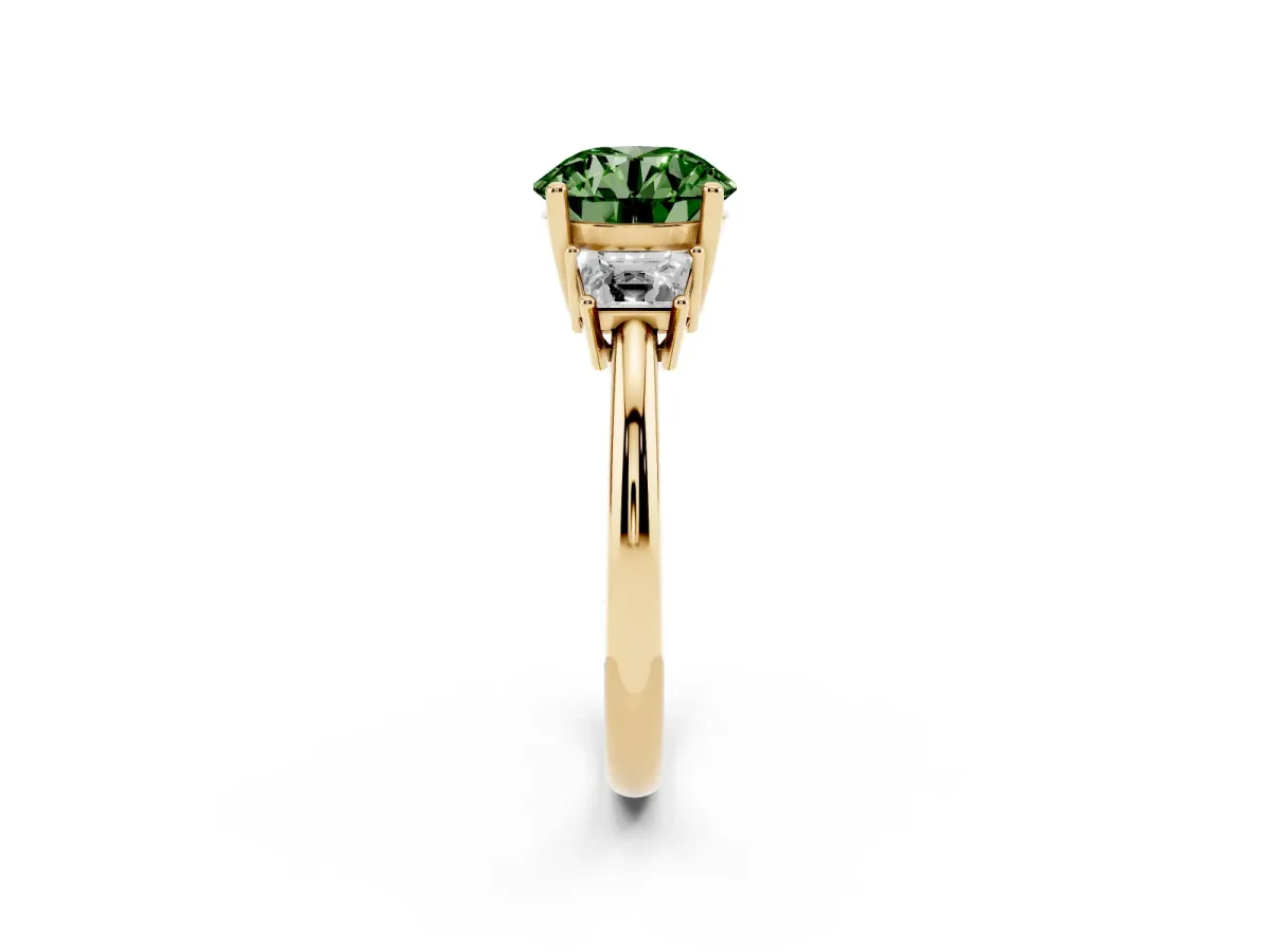 Fancy Green Round Cut Diamond Three-Stone Ring with Trapezoid Side Stones and Prong Setting Yellow gold