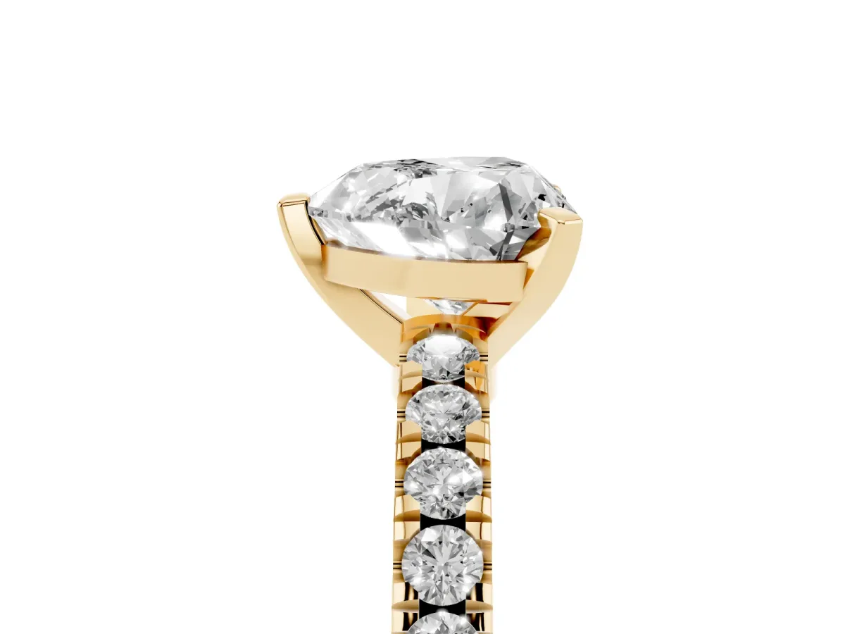 Heart Cut Solitaire Diamond with Pavé Band and Four-Prong Setting Yellow gold