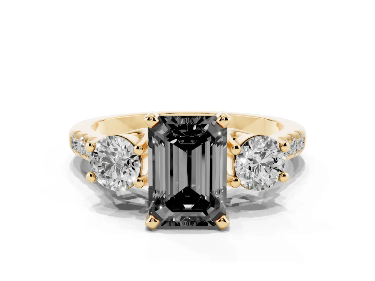 Fancy Black Three-Stone Emerald Cut Diamond Pavé Band with Four-Prong Setting Yellow gold
