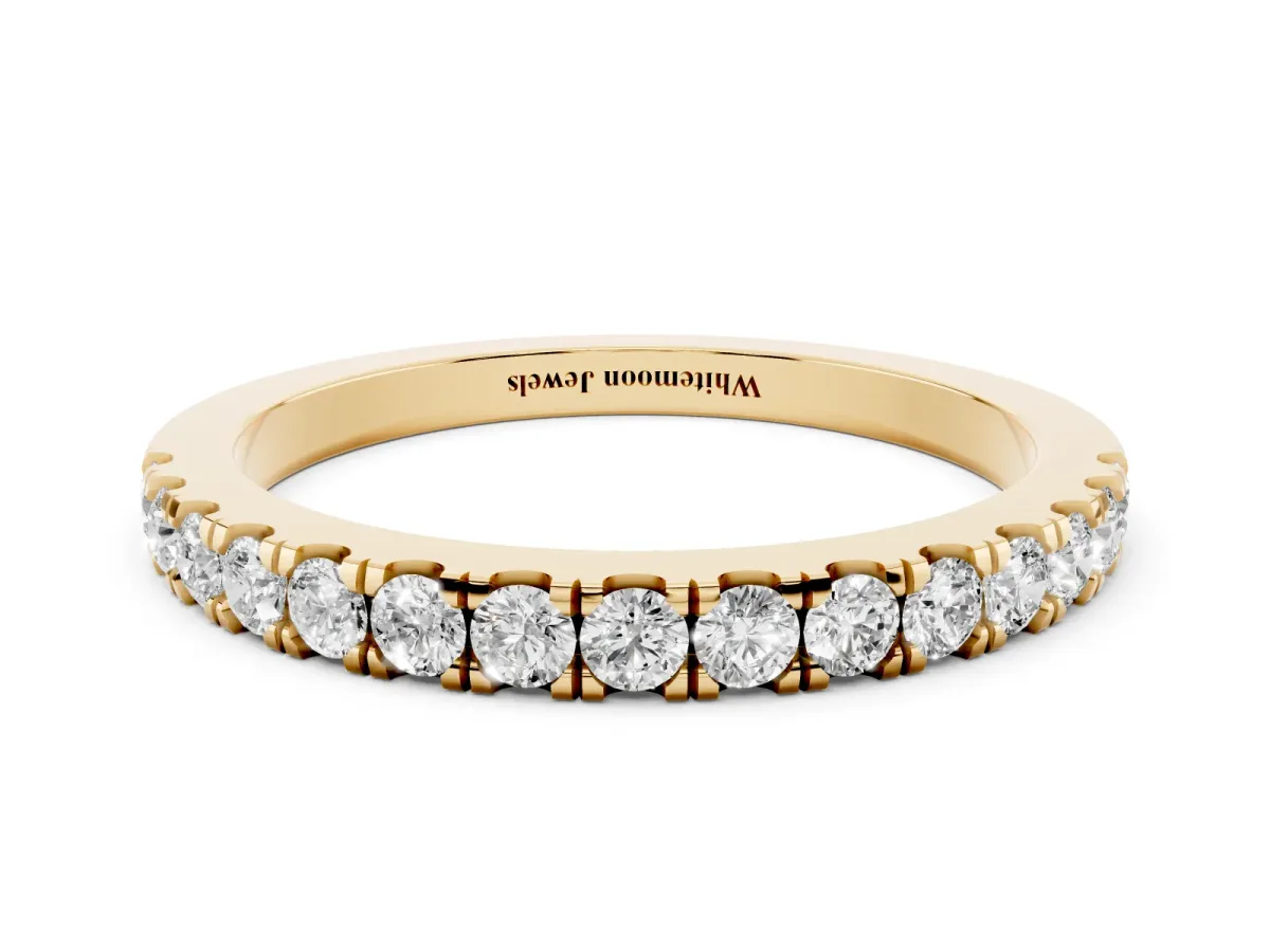 Round Diamond Eternity Band with Prong Setting Yellow gold