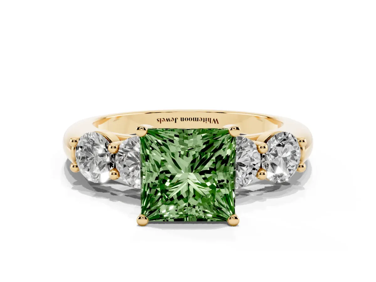 Fancy Green Princess Cut Cut Five-Stone Prong Set Diamond Ring with Classic Band Yellow gold