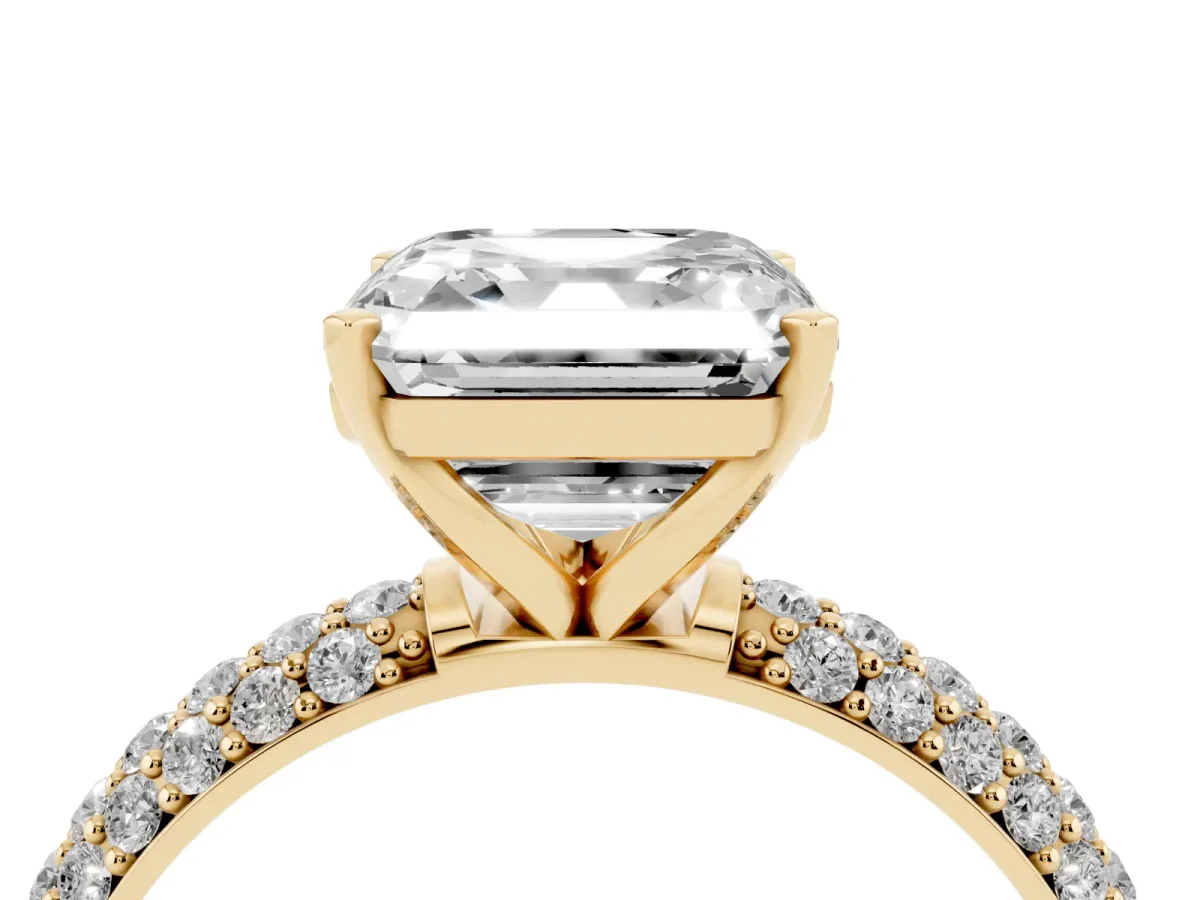 Asscher Cut Diamond Solitaire Ring with Prong Setting and Pavé Band Yellow gold