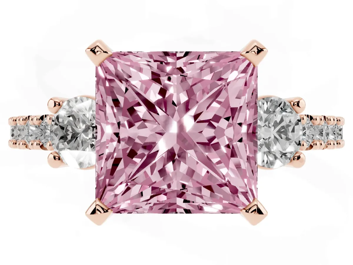 Fancy Pink Princess Cut Three-Stone Diamond Pavé Band with Prong Setting Rose gold