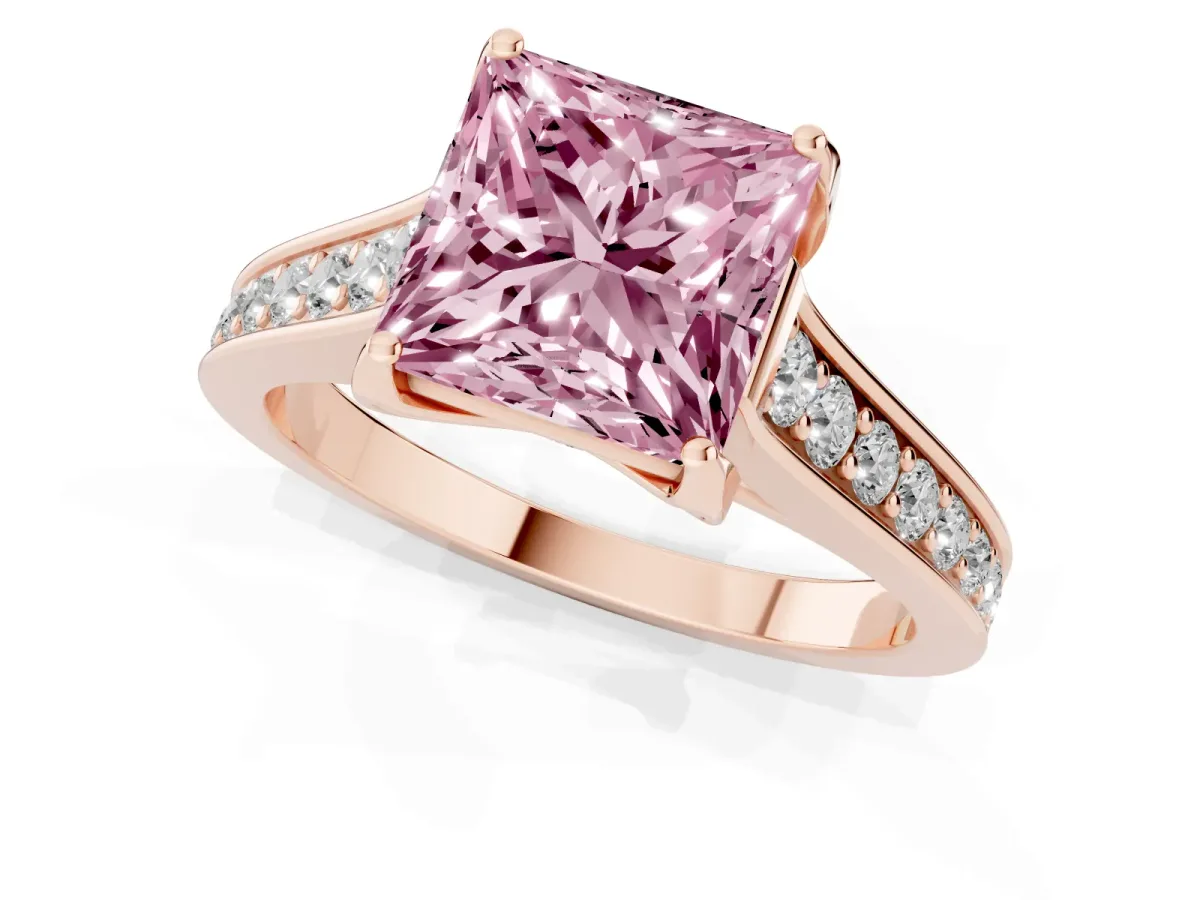 Fancy Pink Princess Cut Brilliant Cut Diamond Engagement Ring with Pavé Band and Four-Prong Setting Rose gold