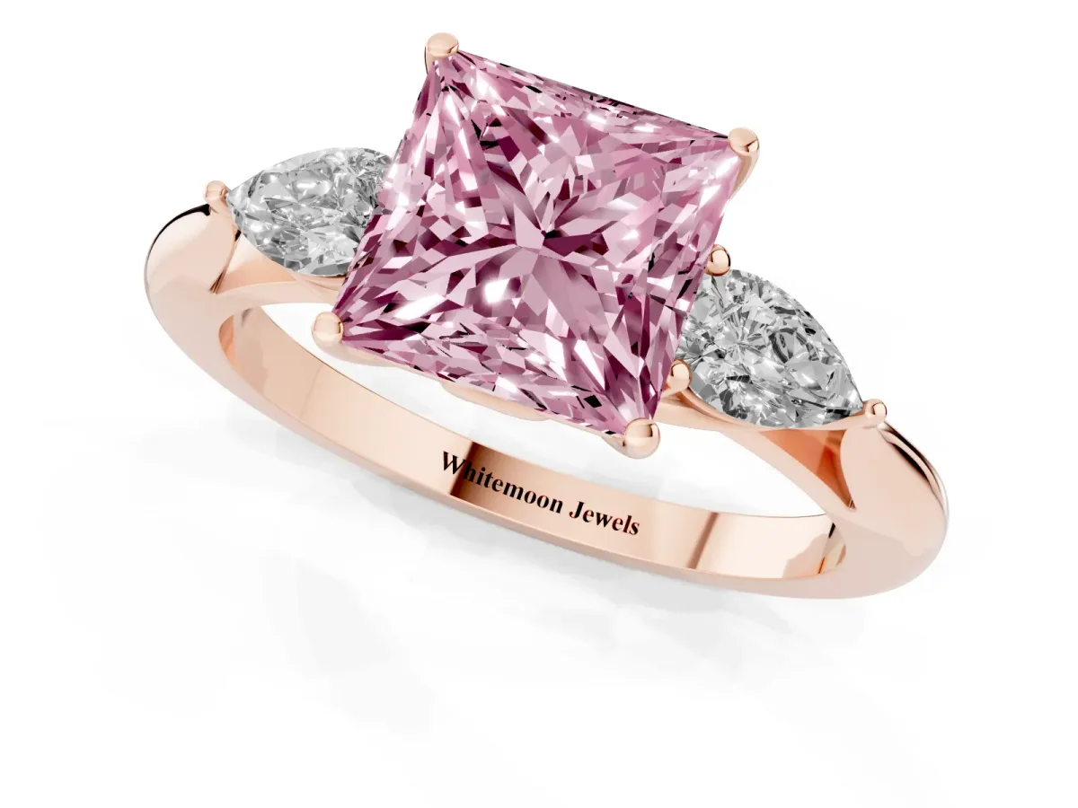 Fancy Pink Three-Stone Princess Cut Brilliant Diamond Solitaire Ring with Tapered Band and Four-Prong Setting Rose gold