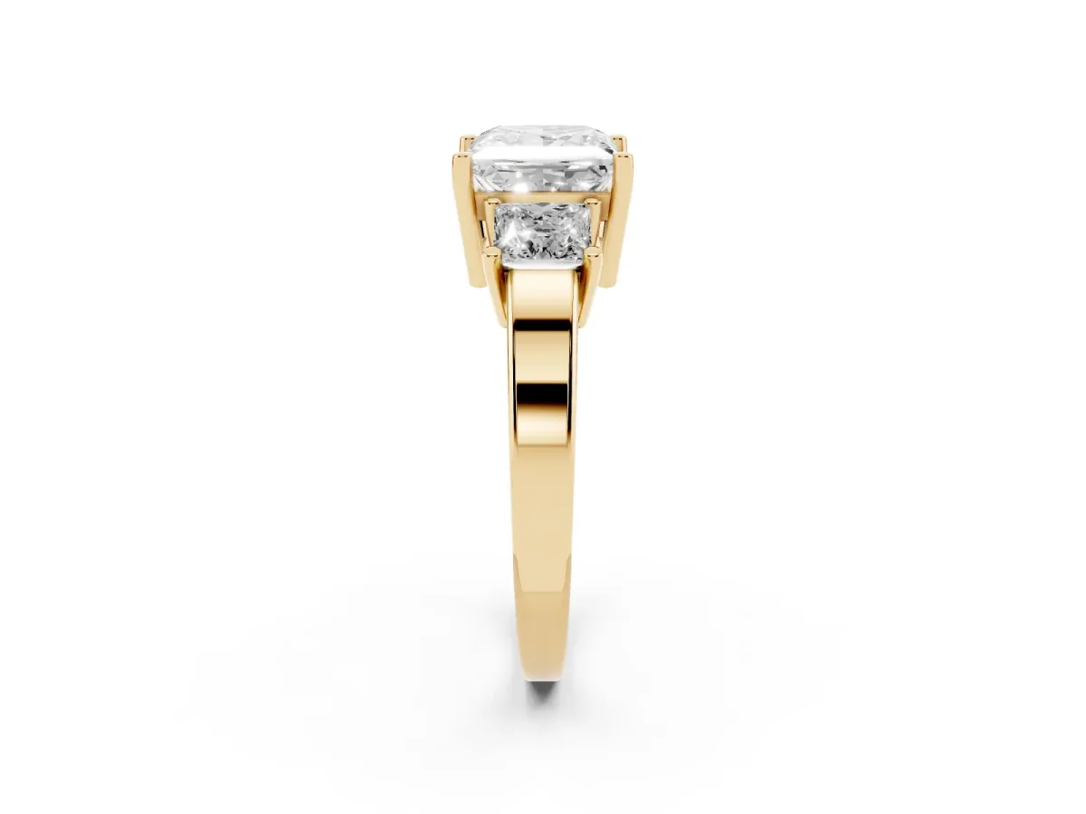 Three-Stone Princess Cut Cut Solitaire Ring with Prong Setting Yellow gold