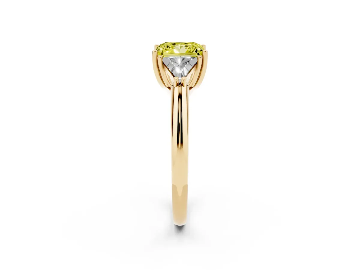 Fancy Yellow Three-Stone Princess Cut Diamond Engagement Ring with Trillion Side Stones and Prong Setting Yellow gold