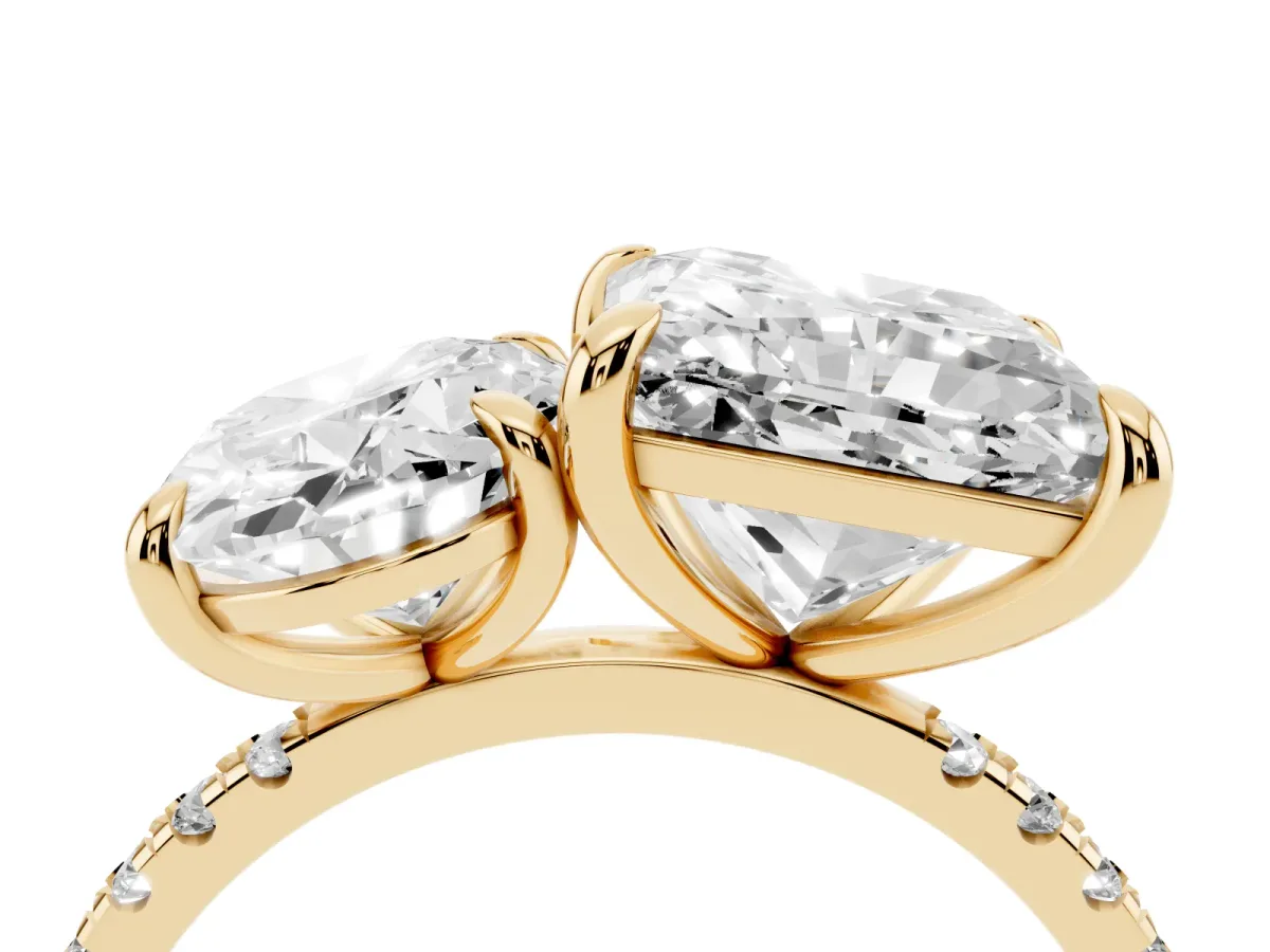 Oval and Princess Toi Moi Ring with Prong Setting and Pave Band Yellow gold