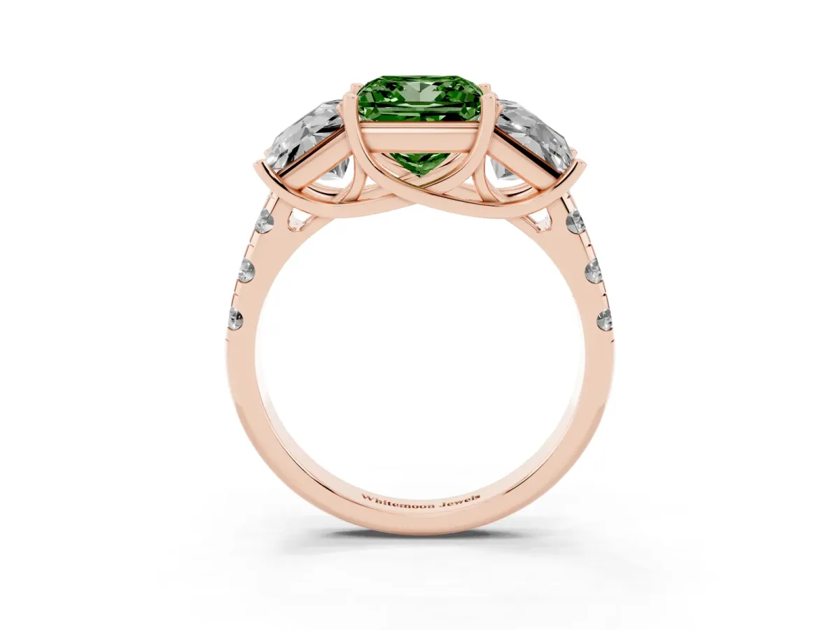 Fancy Green Three-Stone Princess Cut Diamond Pavé Band with Prong Setting Rose gold