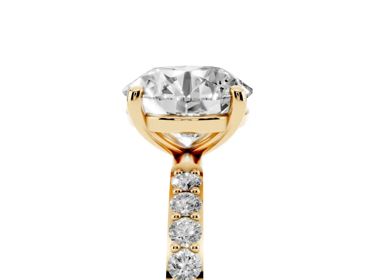 Round Cut Diamond Solitaire Ring with Round Pavé Band and Prong Setting Yellow gold