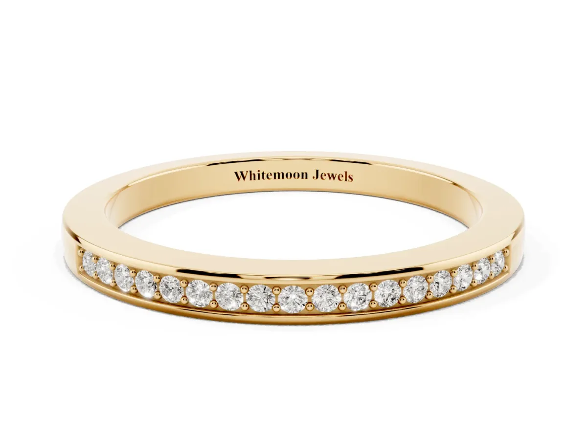Round Diamond Half Eternity Pavé Band Yellow gold
