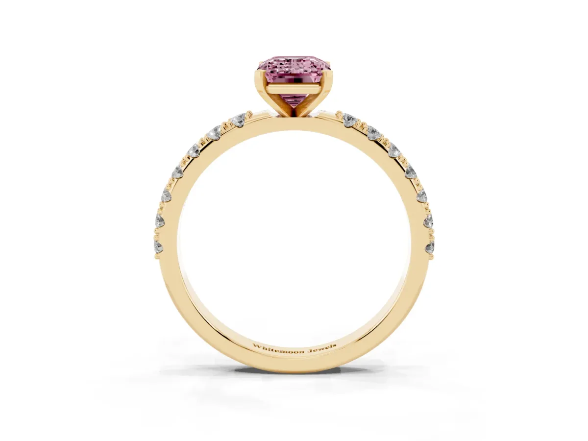 Fancy Pink Emerald Cut Diamond Solitaire Pavé Band with Four-Prong Setting Yellow gold