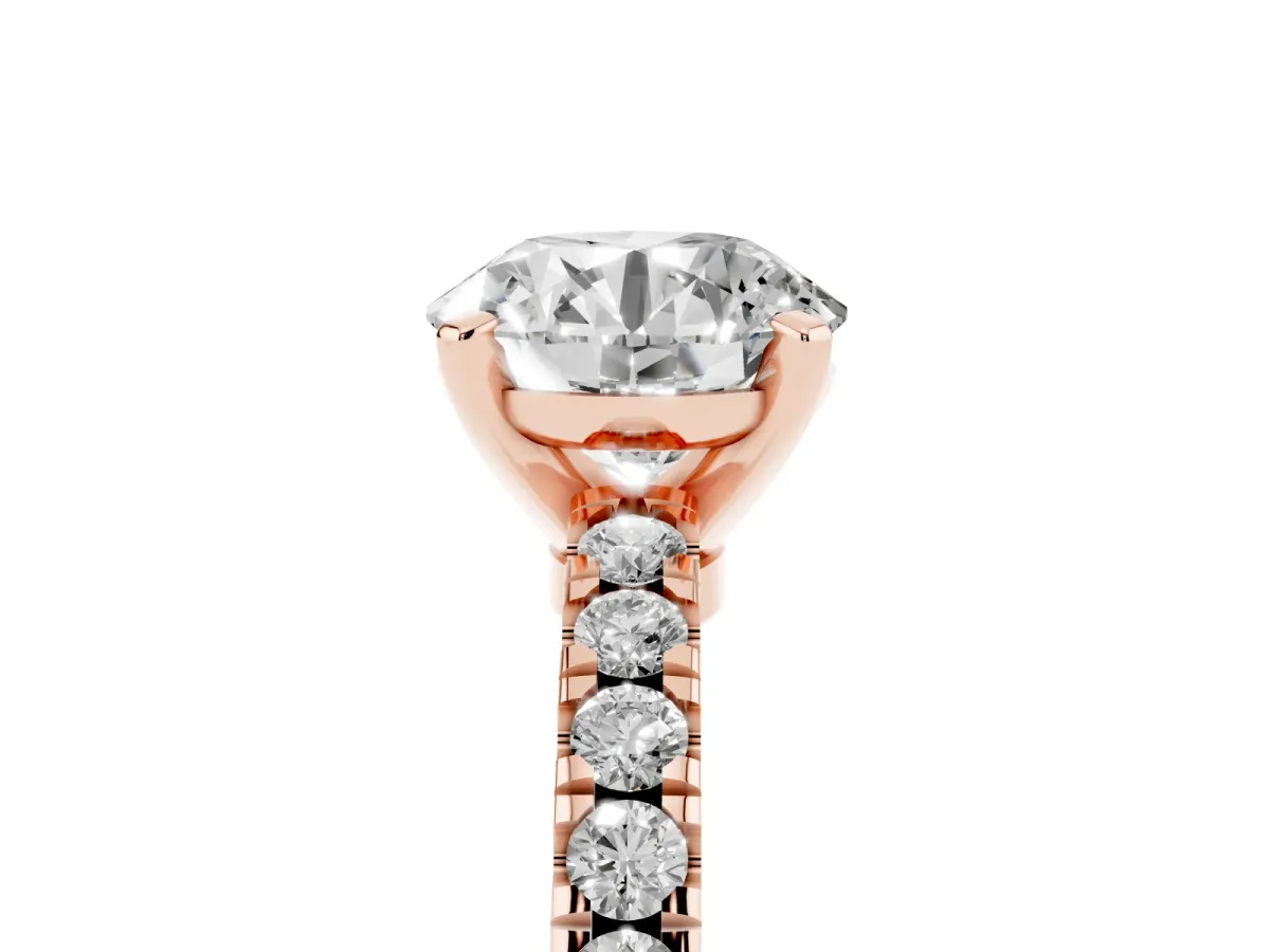 Round Cut Solitaire Diamond with Pavé Band and Four-Prong Setting Rose gold