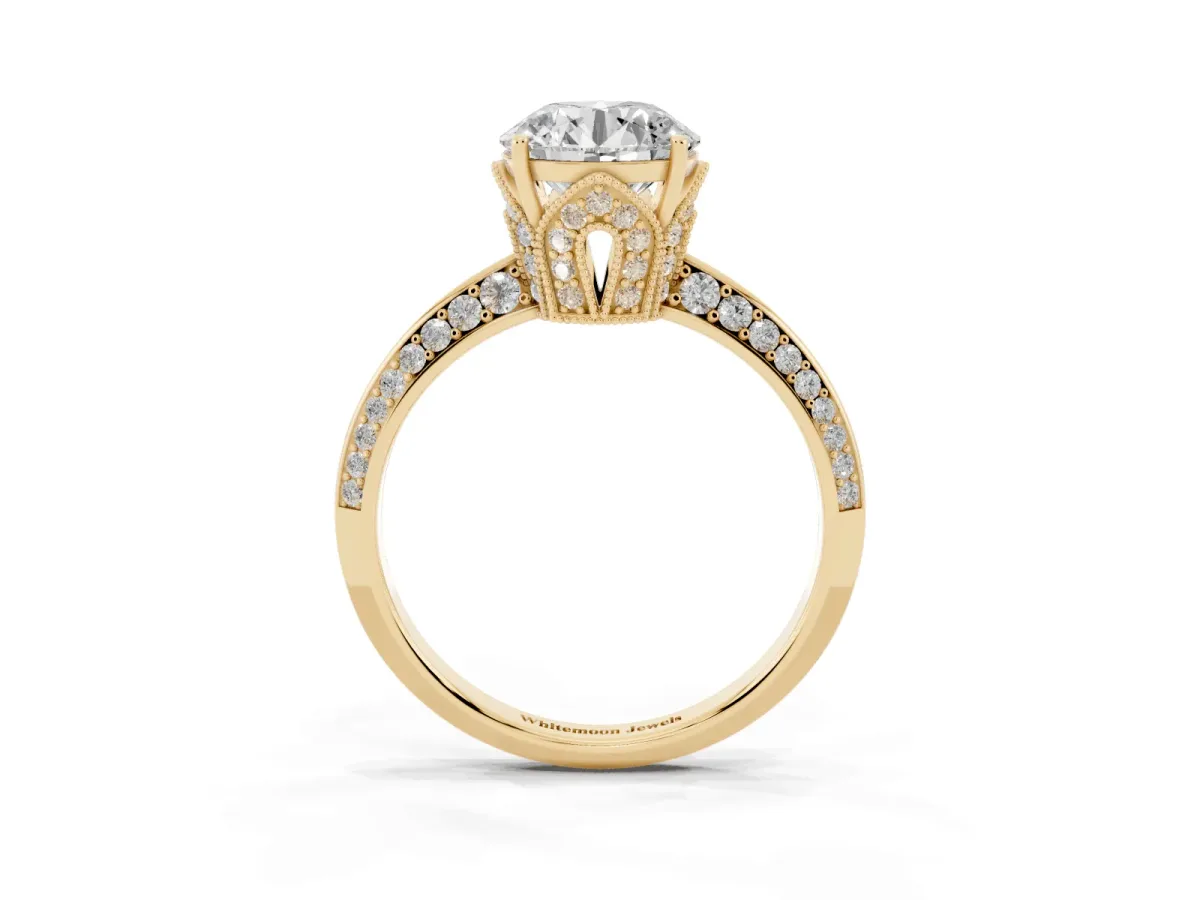 Round Cut Solitaire Split Shank Pave Diamond Engagement Ring with Four-Prong Setting Yellow gold