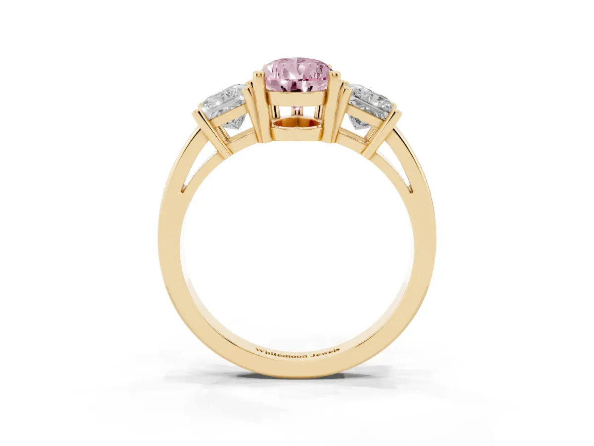 Fancy Pink Three-Stone Pear Cut Cut Solitaire Ring with Prong Setting Yellow gold