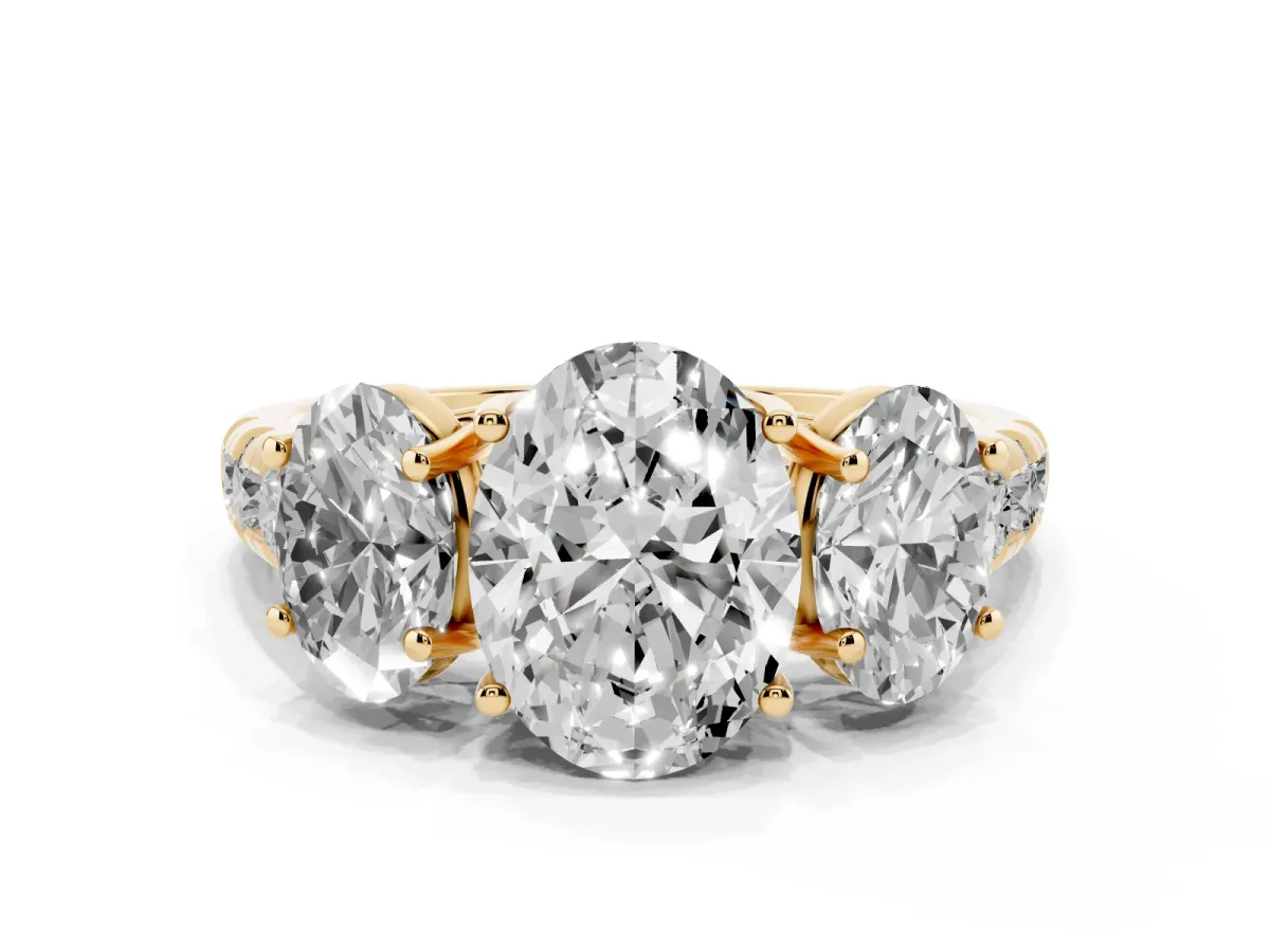 Three-Stone Oval Cut Diamond Pavé Band with Prong Setting Yellow gold