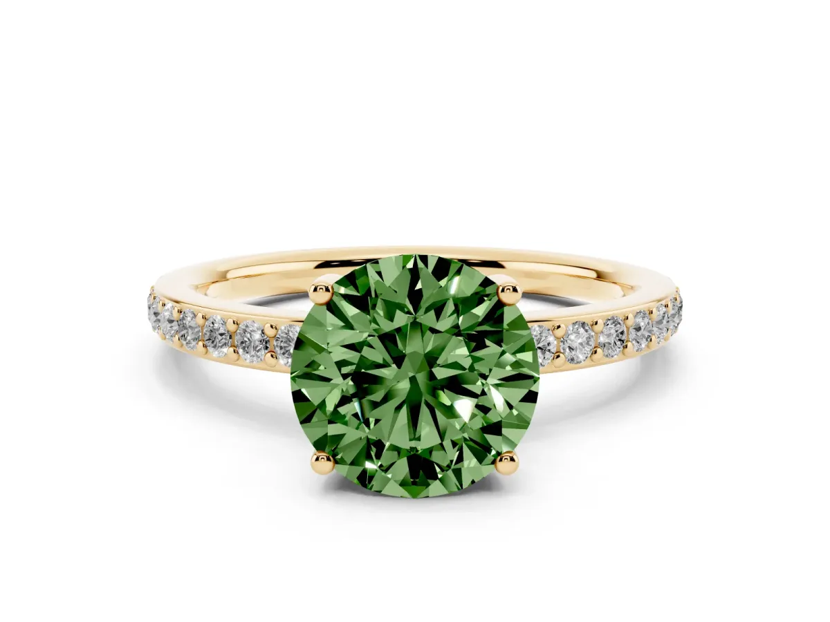 Fancy Green Round Cut Cut Diamond Pavé Band Ring with Four-Prong Setting Yellow gold