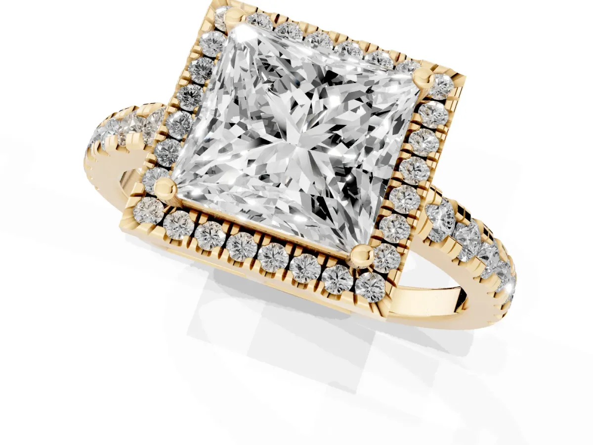 Princess Cut Diamond Halo Ring with Pavé Band and Four-Prong Setting Yellow gold