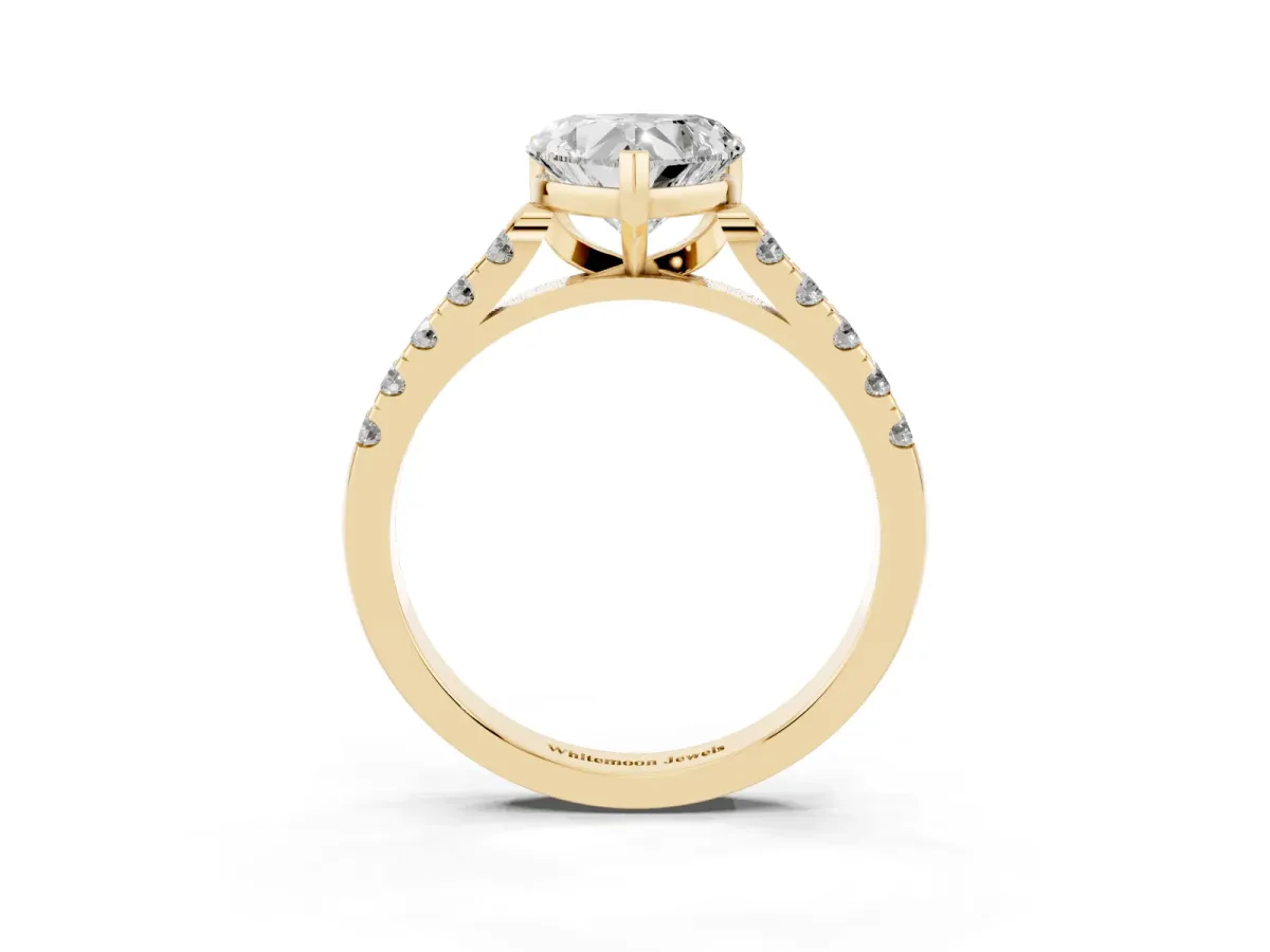 Heart Cut Diamond Pavé Band Solitaire Ring with Prong Setting Yellow gold