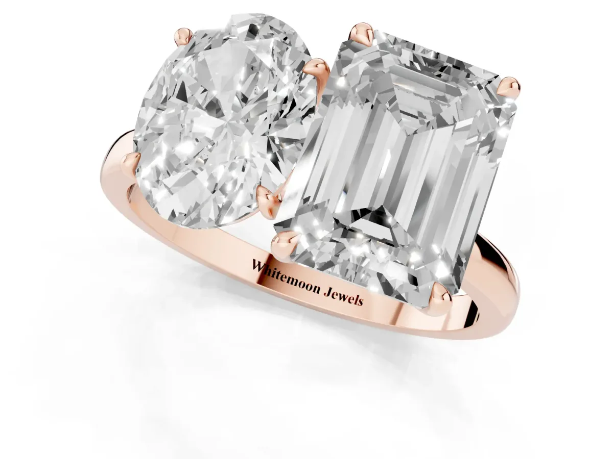 Oval Cut and Emerald Cut Toi Moi Ring with Prong Setting Rose gold