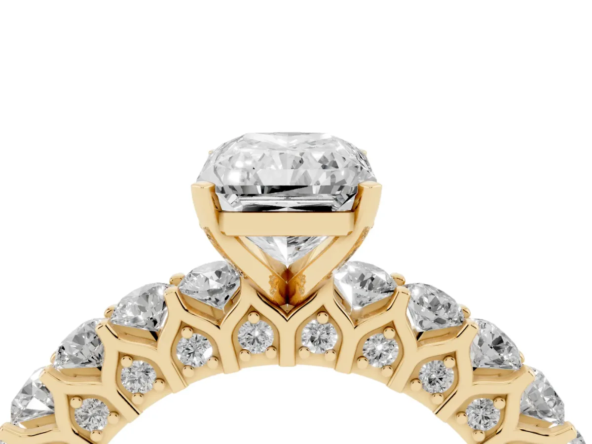 Radiant Cut Diamond Solitaire Ring with Shared Prong Pavé Band and Four-Prong Setting Yellow gold