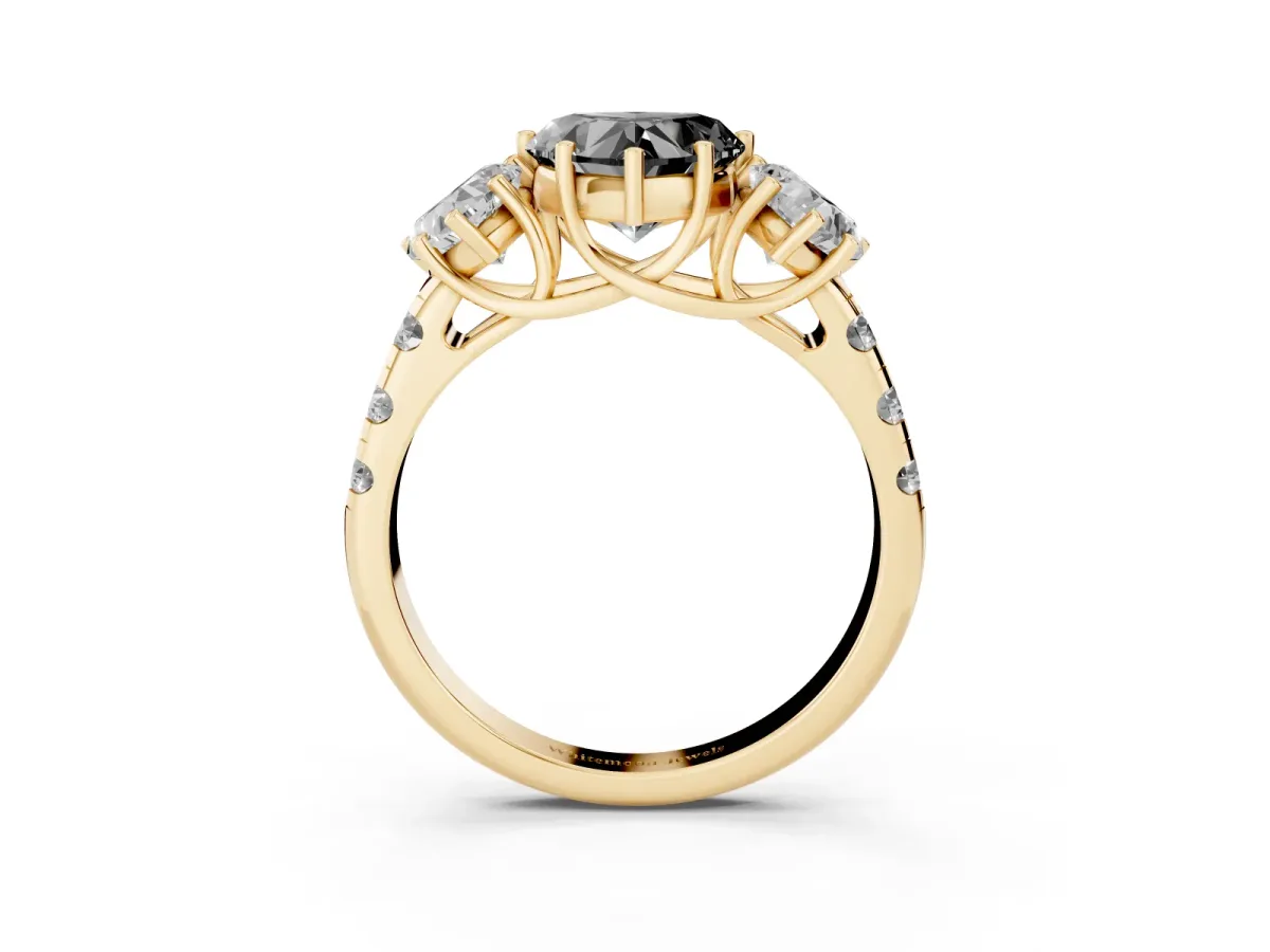 Fancy Black Three-Stone Heart Cut Diamond Pavé Band with Prong Setting Yellow gold