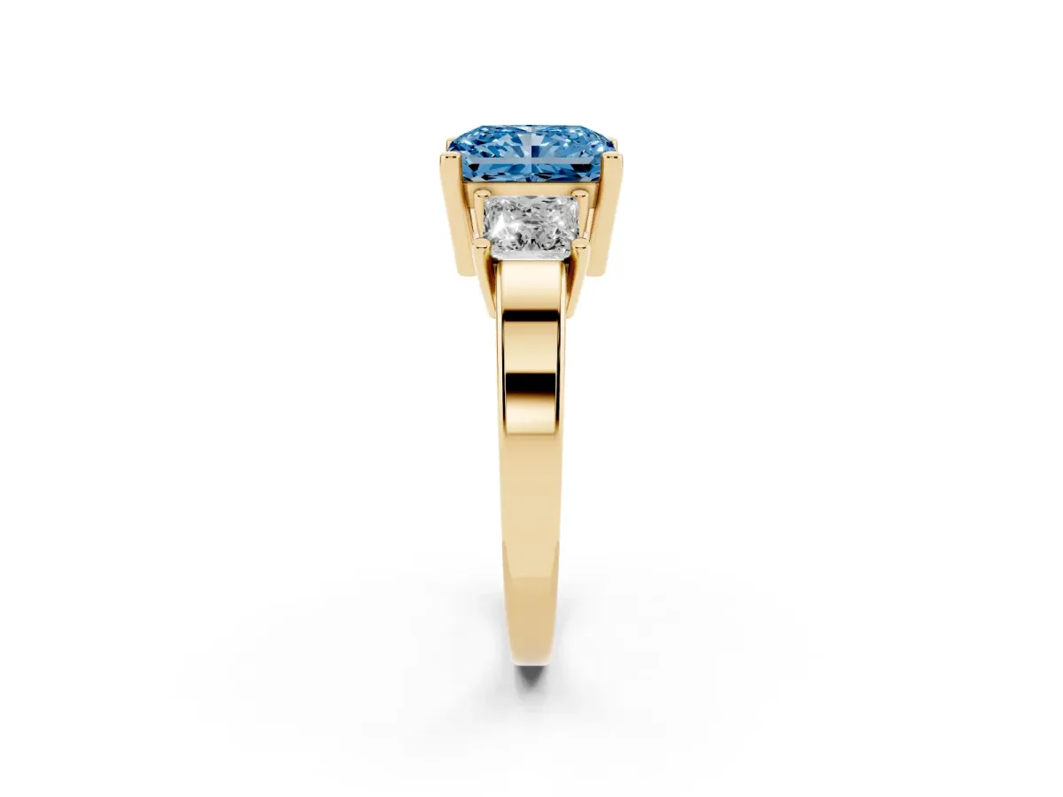 Fancy Blue Three-Stone Radiant Cut Cut Solitaire Ring with Prong Setting Yellow gold