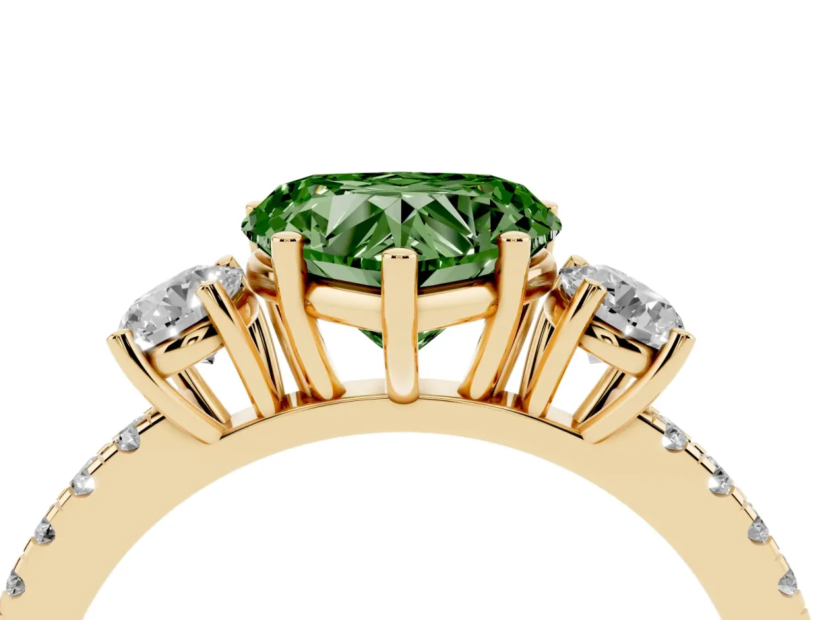 Fancy Green Three-Stone Heart Cut Cut Diamond Pavé Band with Prong Setting Yellow gold