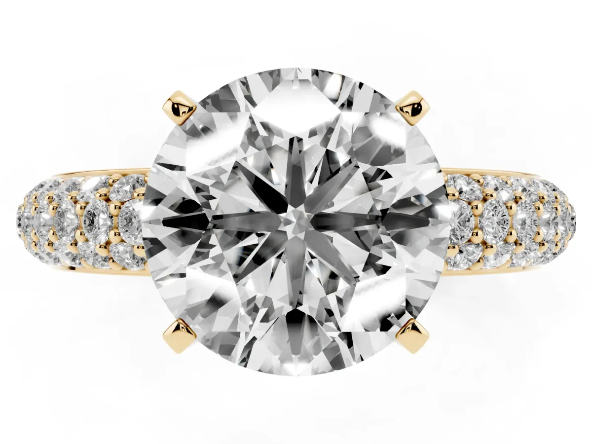 Round Cut Diamond Solitaire Ring with Prong Setting and Pavé Band Yellow gold