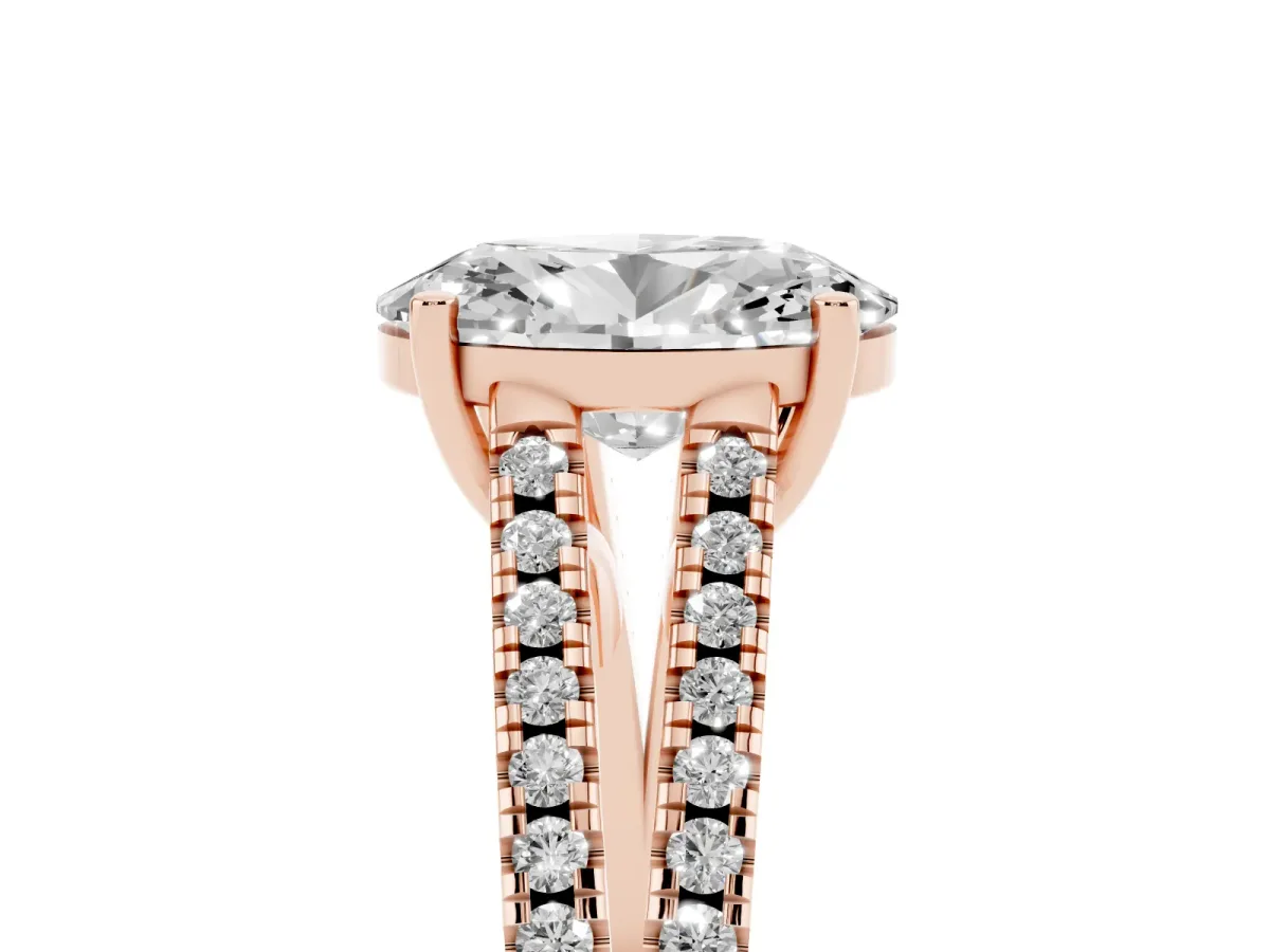 Oval Cut Diamond Solitaire Engagement Ring with Split Shank Pavé Band Rose gold