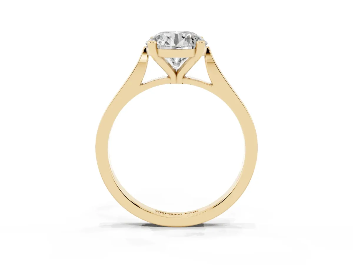 Round Cut Solitaire Diamond Ring with Four-Prong Setting and Tapered Band Yellow gold