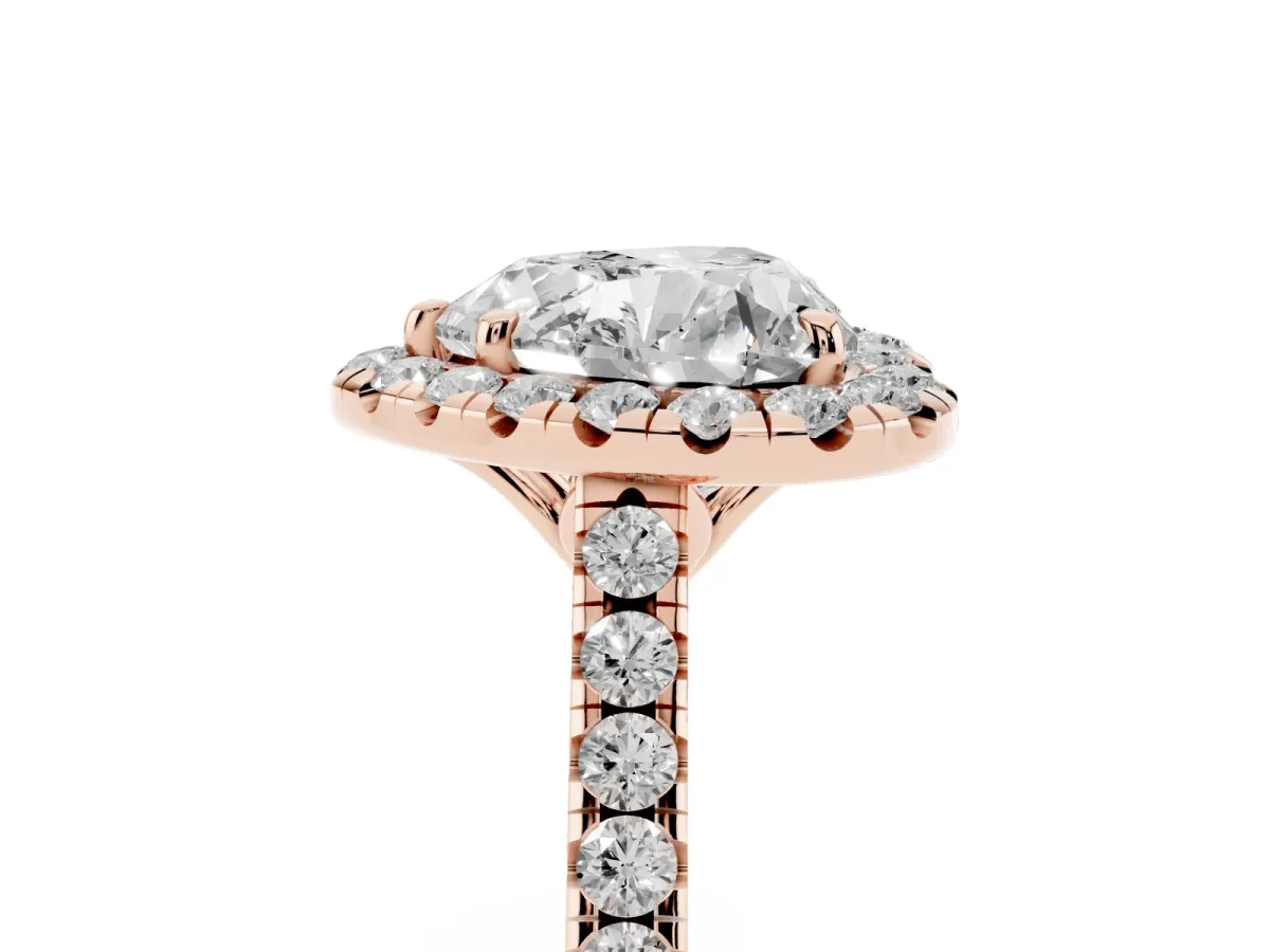 Heart Cut Halo Pavé Diamond Engagement Ring with Four-Prong Setting Rose gold