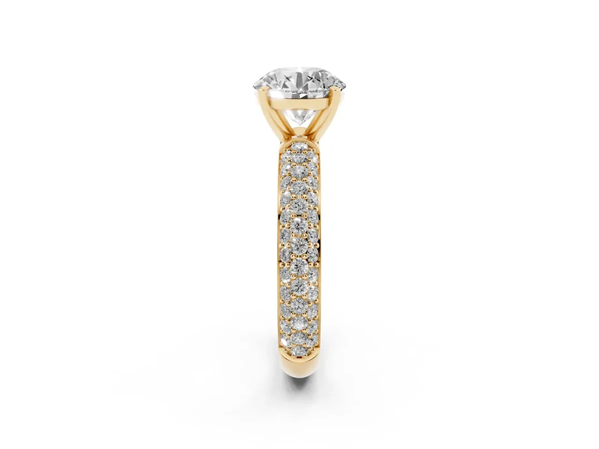 Round Cut Diamond Solitaire Ring with Prong Setting and Pavé Band Yellow gold