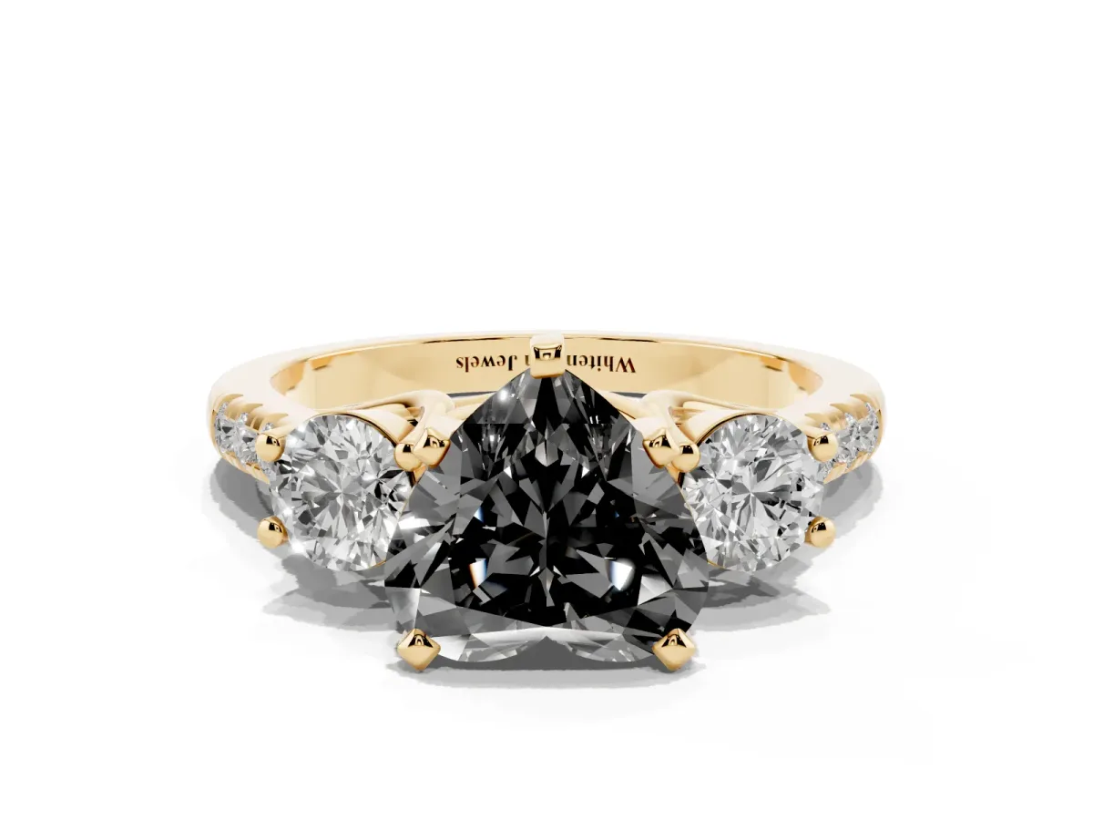Fancy Black Three-Stone Heart Cut Diamond Pavé Band with Four-Prong Setting Yellow gold
