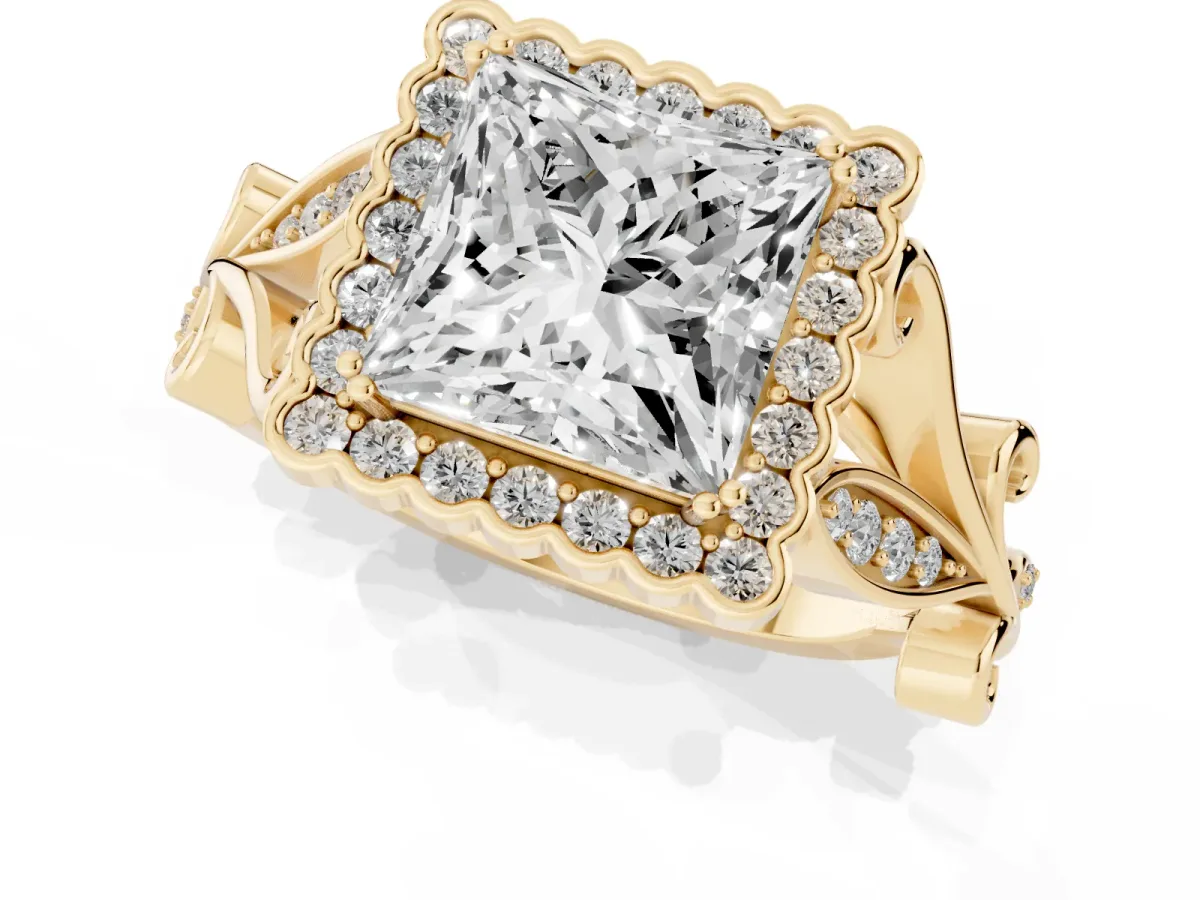 Princess Cut Diamond Halo Ring with Vintage Split Shank and Four-Prong Setting Yellow gold