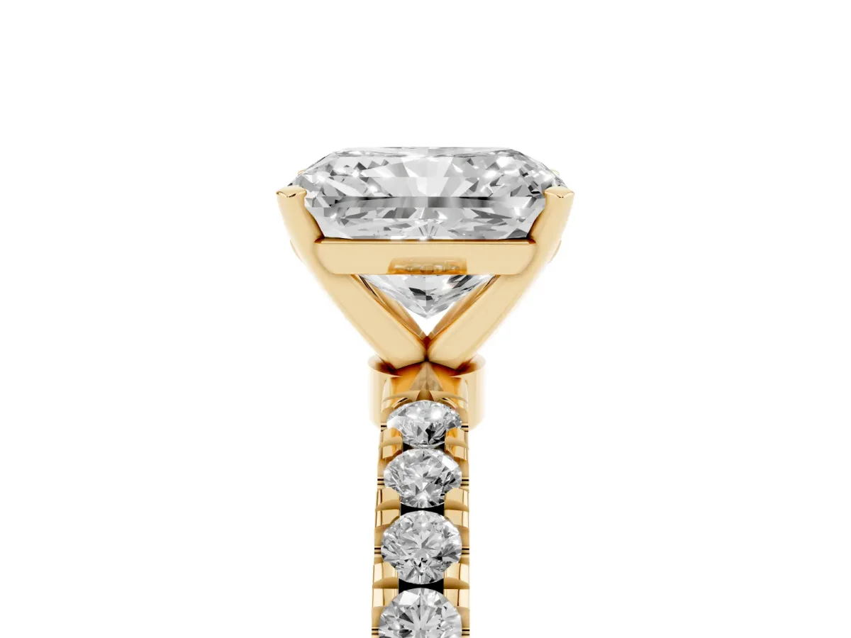 Radiant Cut Diamond Solitaire Ring with Pavé Accents and Four-Prong Setting Yellow gold