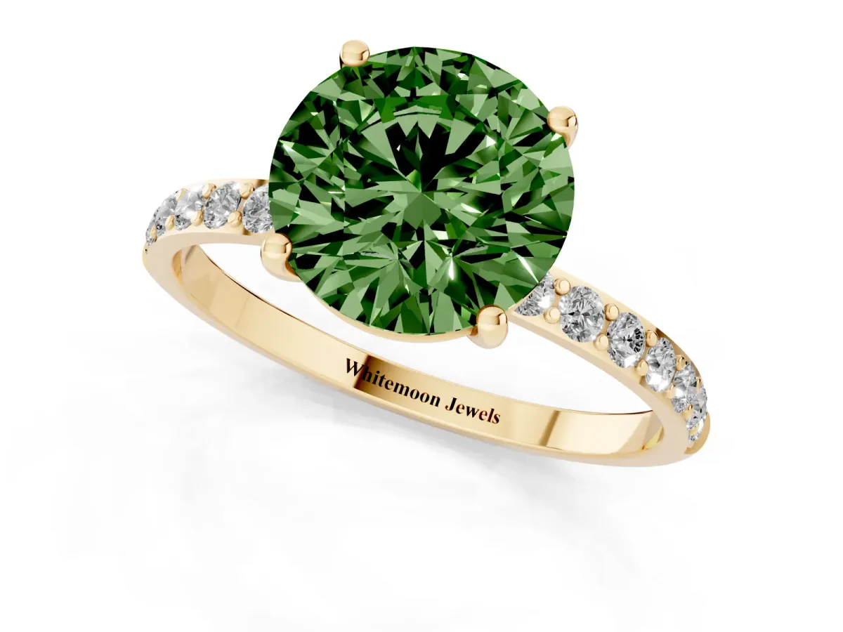 Fancy Green Round Cut Diamond Solitaire Ring with Round Pavé Shoulders and Prong Setting Yellow gold