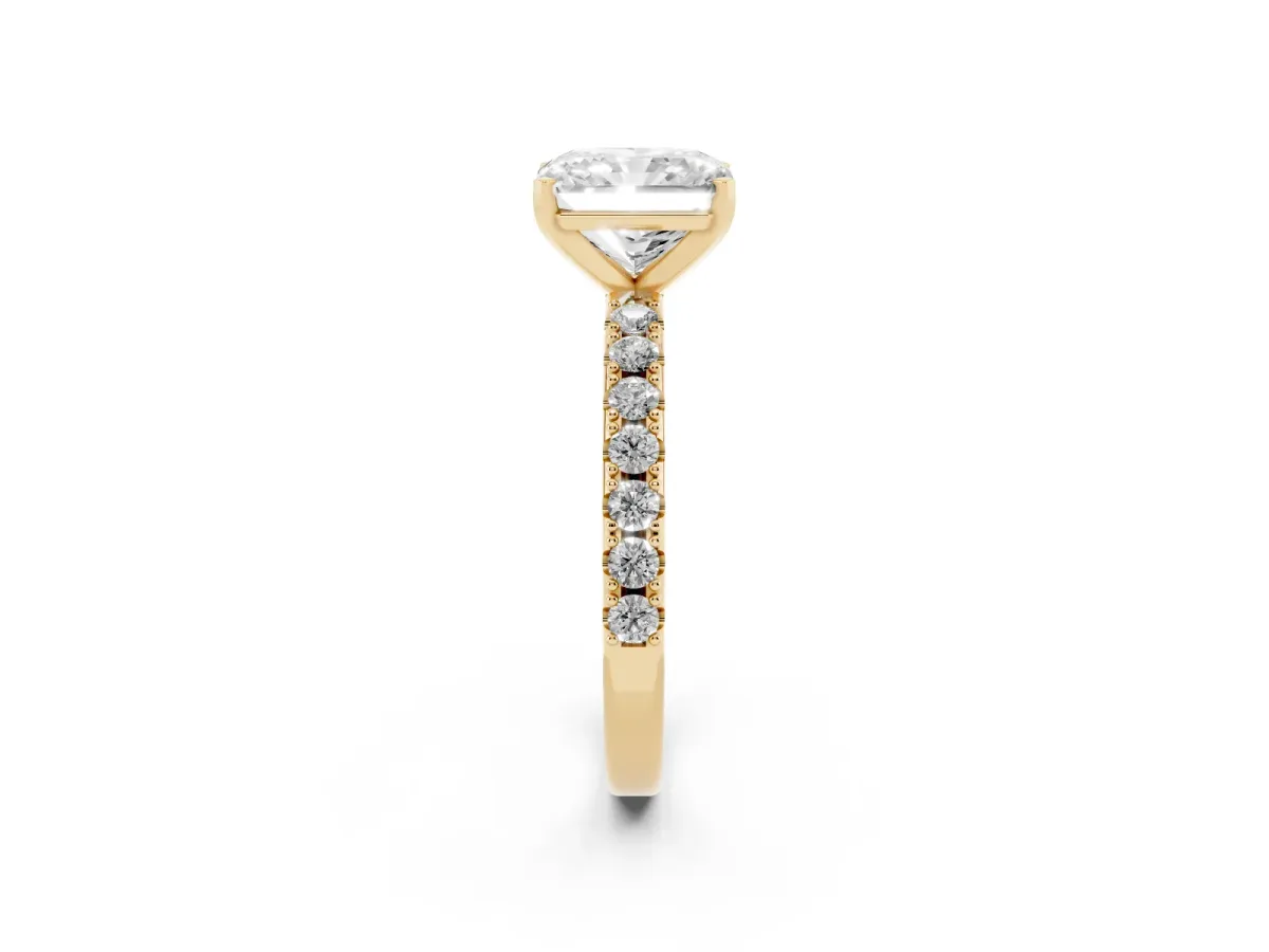 Radiant Cut Diamond Solitaire Pavé Band with Four-Prong Setting Yellow gold