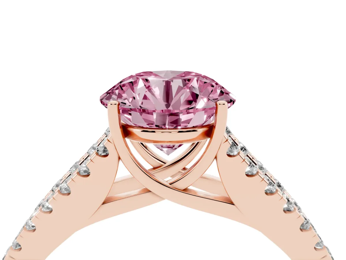 Fancy Pink Round Cut Diamond Split Shank Pavé Engagement Ring with Four-Prong Setting Rose gold