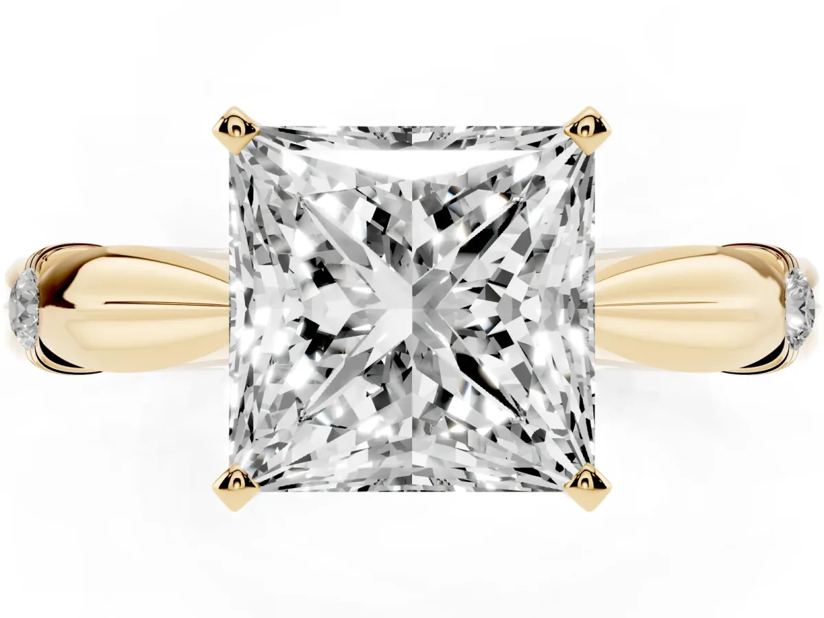 Princess Cut Solitaire Diamond Twisted Band with Four-Prong Setting Yellow gold