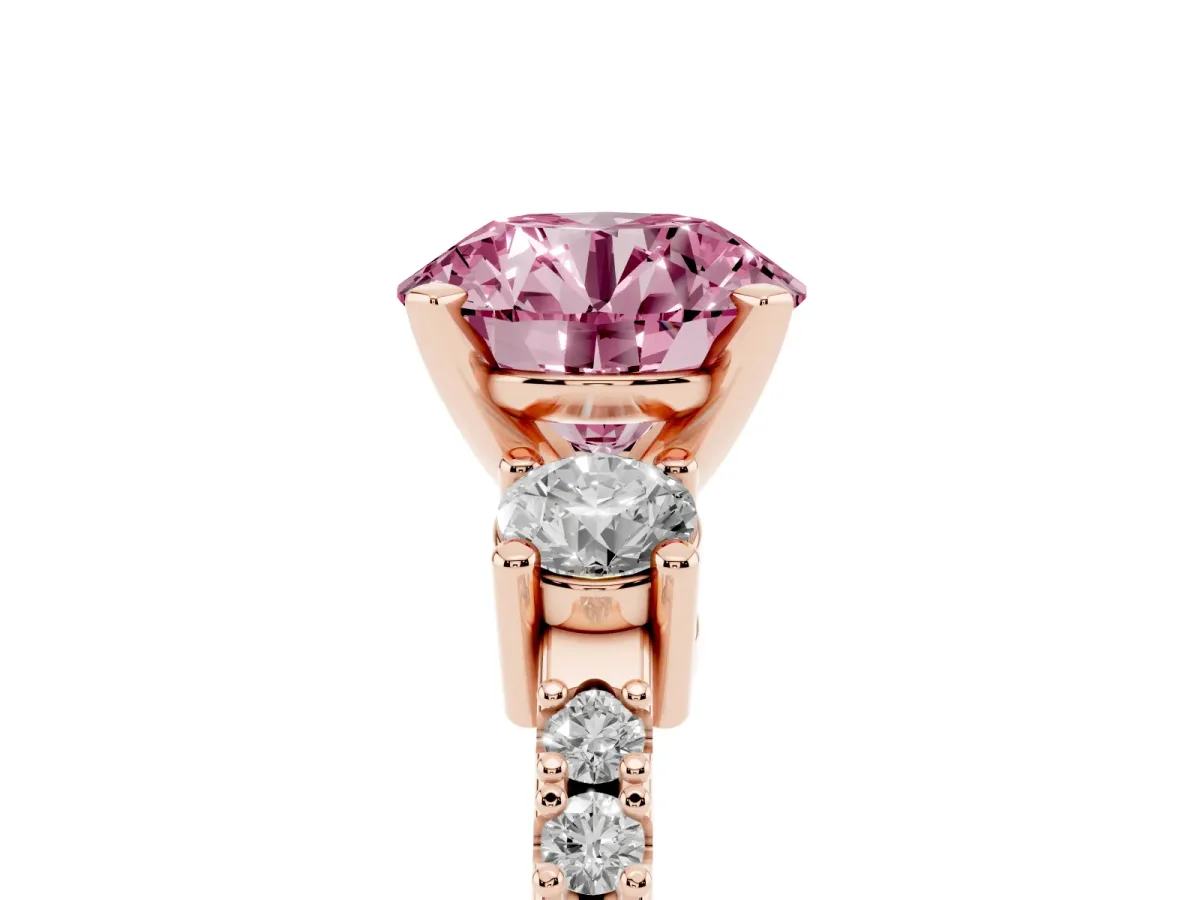 Fancy Pink Round Cut Three-Stone Diamond Pavé Band with Prong Setting Rose gold