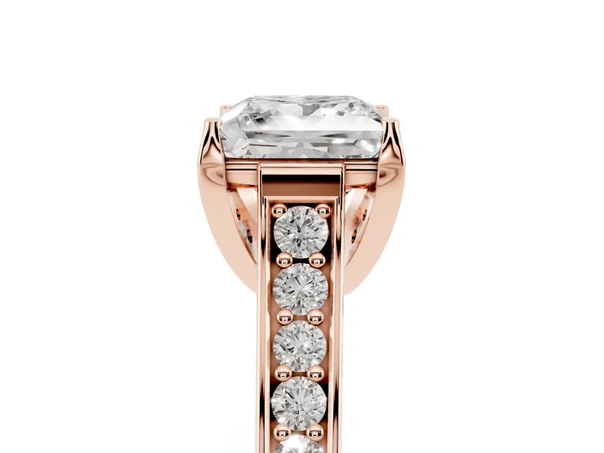 Princess Cut Brilliant Cut Diamond Engagement Ring with Pavé Band and Four-Prong Setting Rose gold