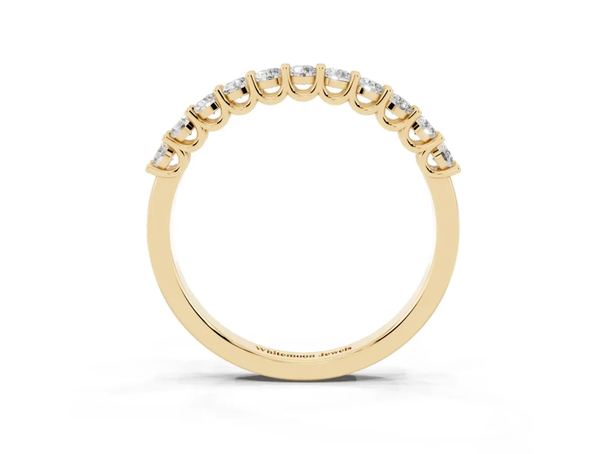 Round Diamond Pavé Half-Eternity Band Yellow gold