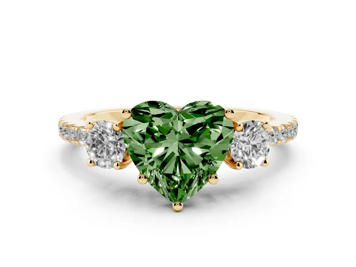 Fancy Green Three-Stone Heart Cut Cut Diamond Pavé Band with Prong Setting Yellow gold